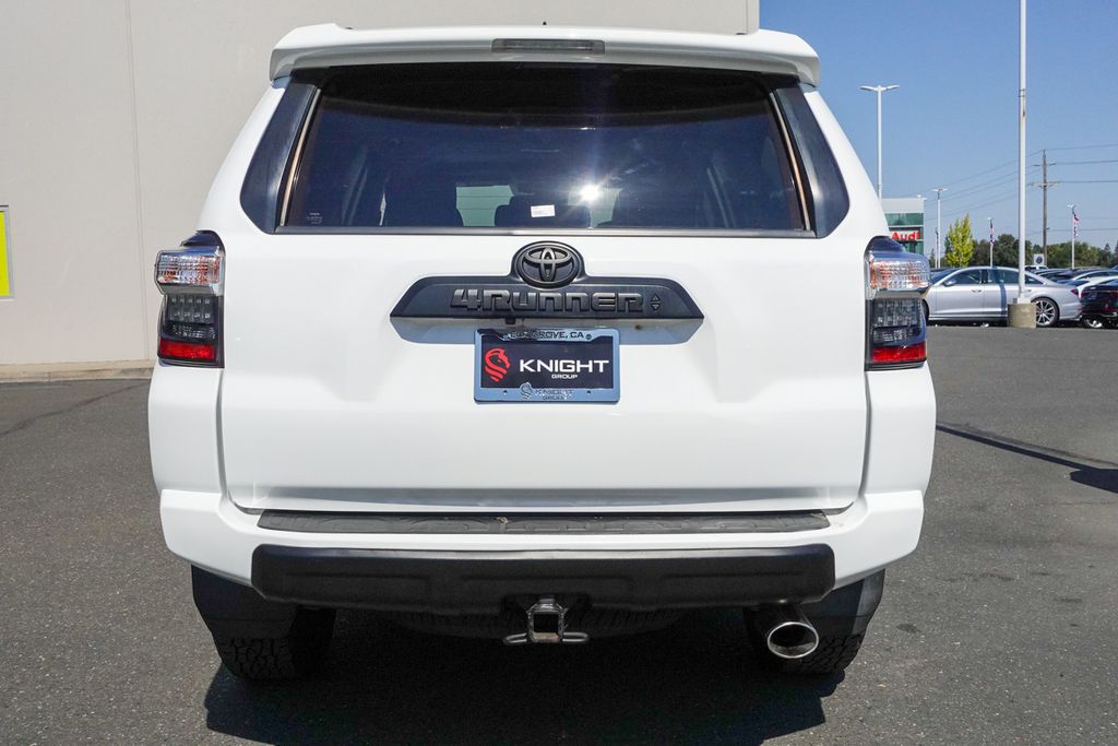 2020 Toyota 4Runner TRD Off-Road Premium photo 10