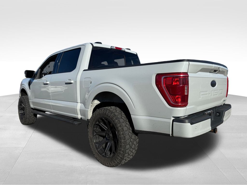 2023 Ford F-150 XLT photo 2