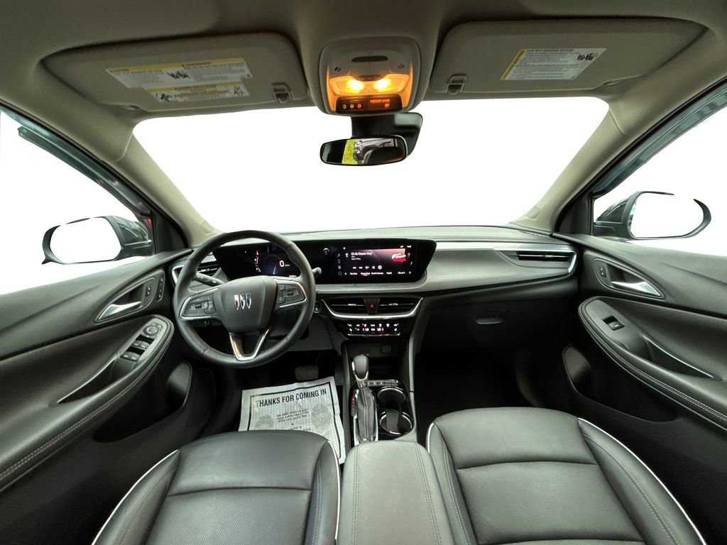 2024 Buick Encore GX Avenir photo 16