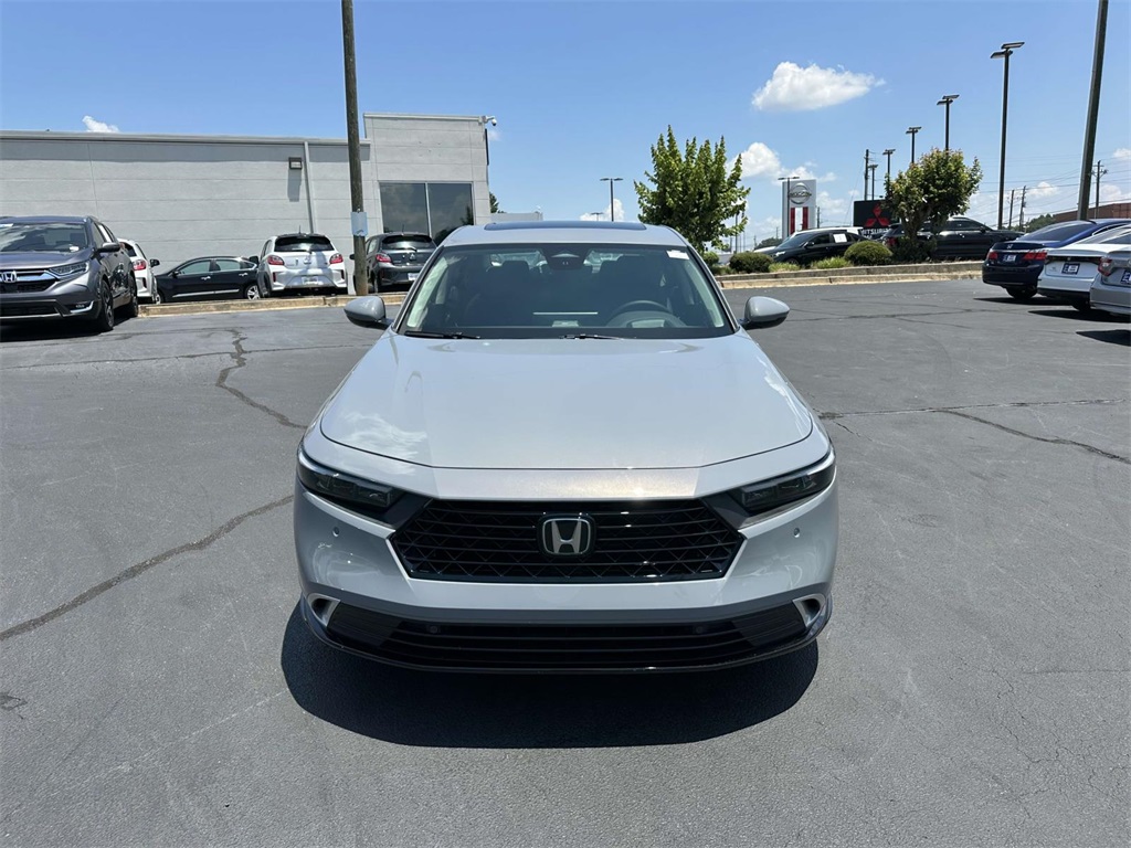 2025 Honda Accord Hybrid Touring photo 2