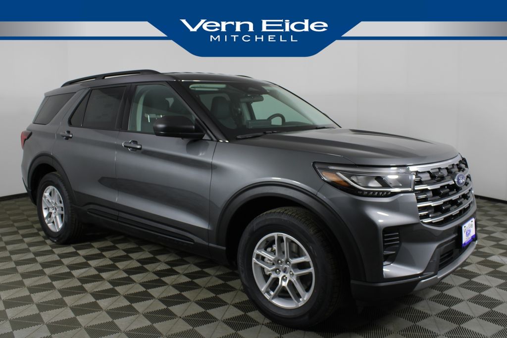 2026 Ford Explorer Active's photo