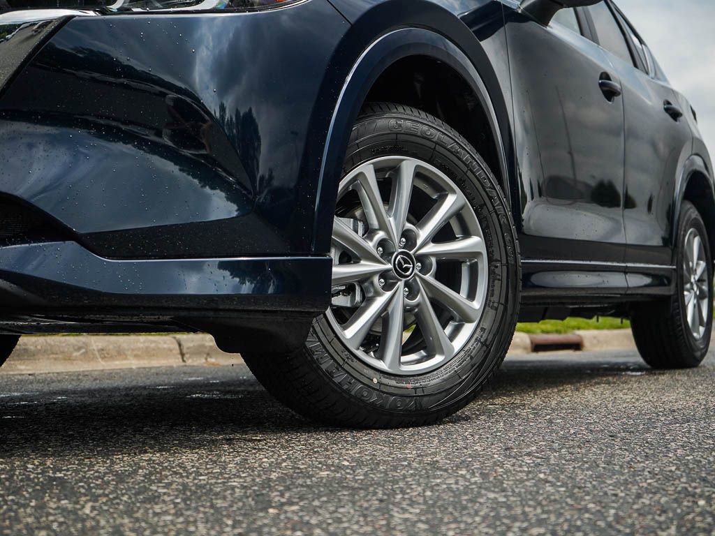 2025 Mazda CX-5 2.5 Select photo 4