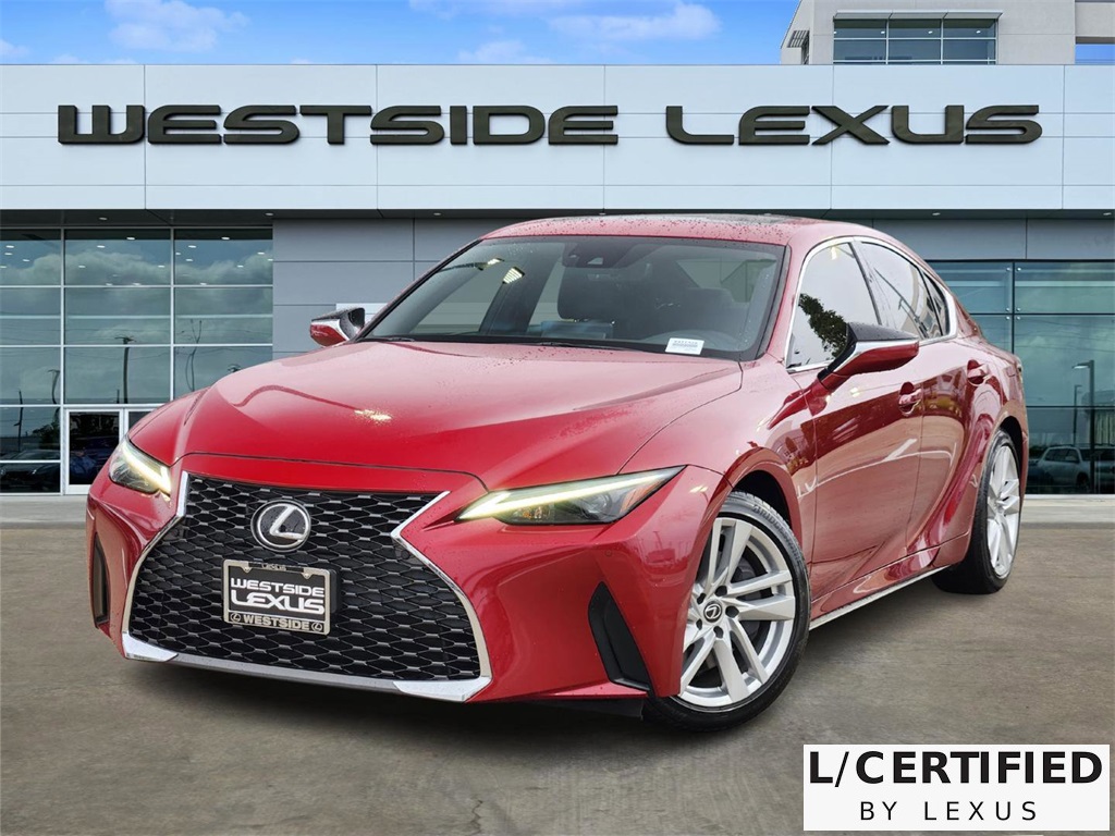 2022 Lexus IS 300's photo