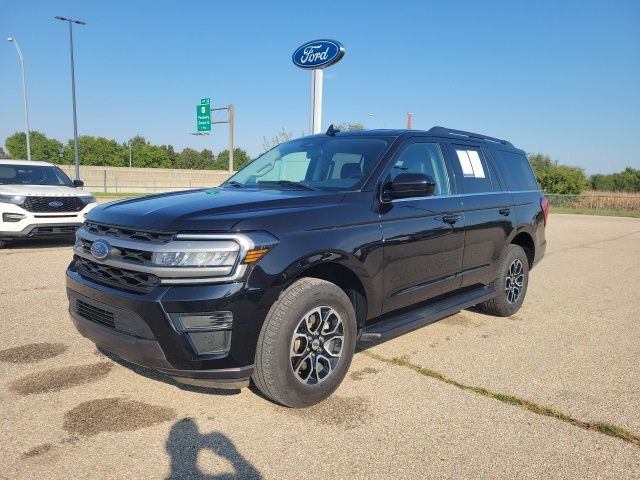 2024 Ford Expedition XLT photo 16