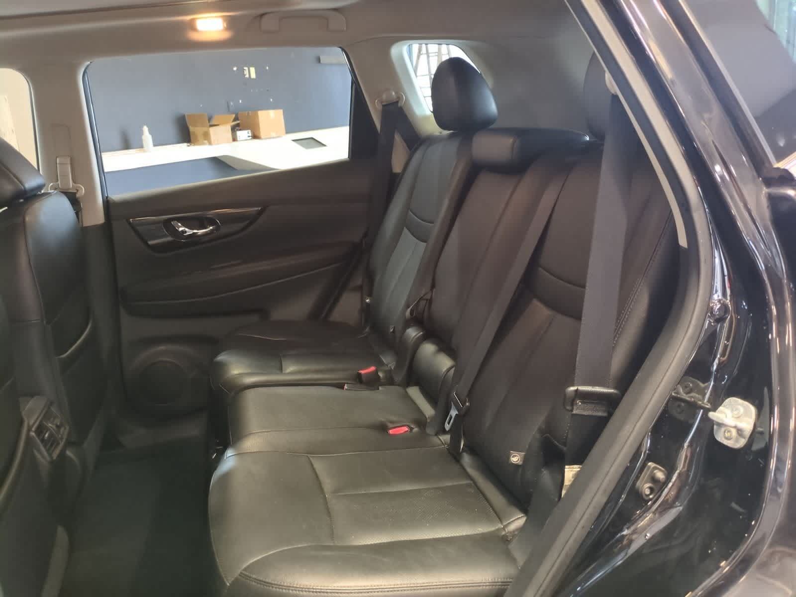 2017 Nissan Rogue SL photo 20