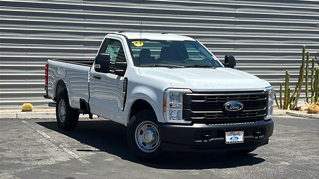 2024 Ford F-250 Super Duty XL's photo