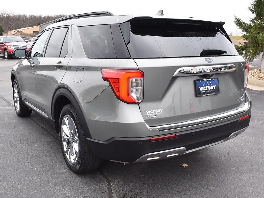 2020 Ford Explorer XLT photo 2