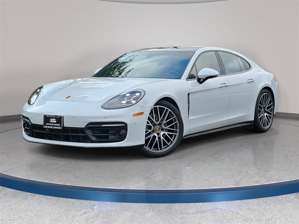 2023 Porsche Panamera Platinum Edition