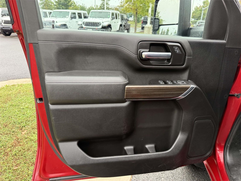 2022 Chevrolet Silverado 2500HD LT photo 26