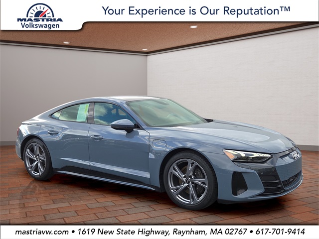 2023 Audi e-tron GT Premium Plus's photo