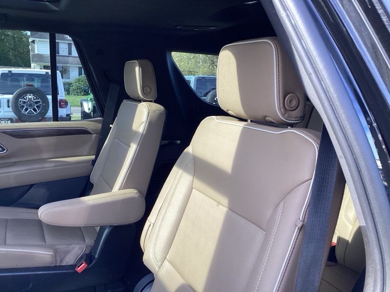 2023 Chevrolet Tahoe Premier photo 13