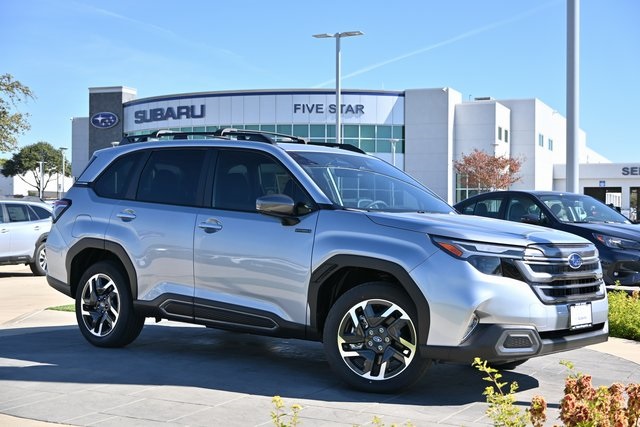 2025 Subaru Forester Limited's photo