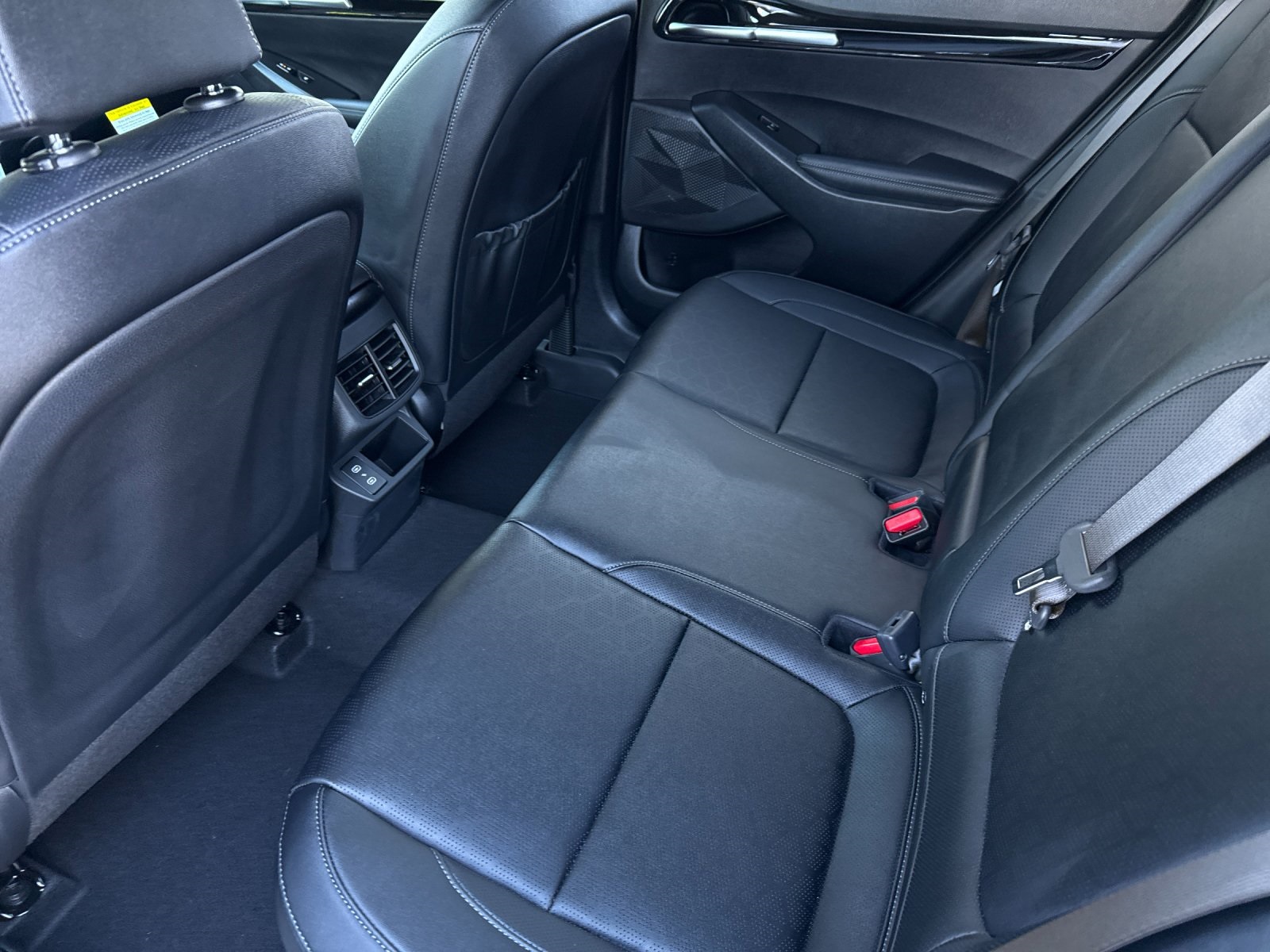 2025 Kia Seltos EX photo 7