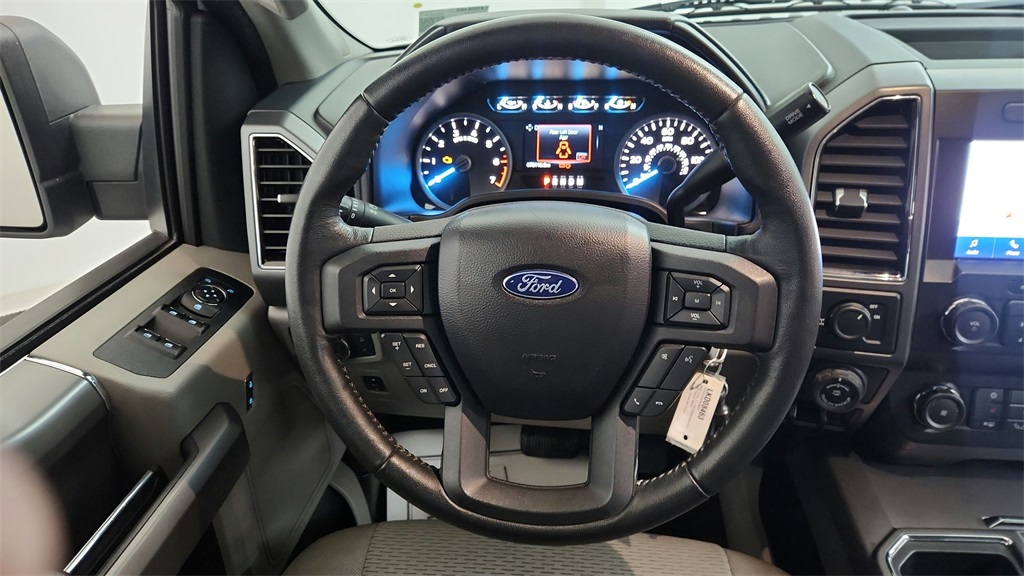 2020 Ford F-150 XLT photo 14