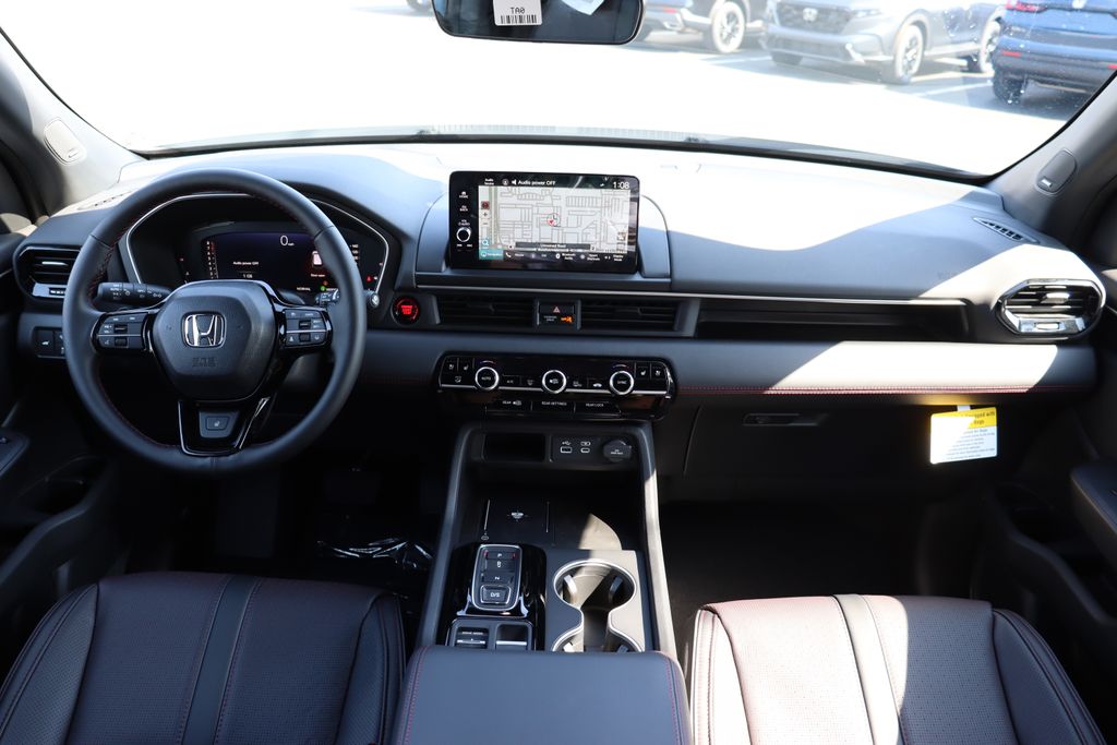2025 Honda Pilot Black Edition photo 19