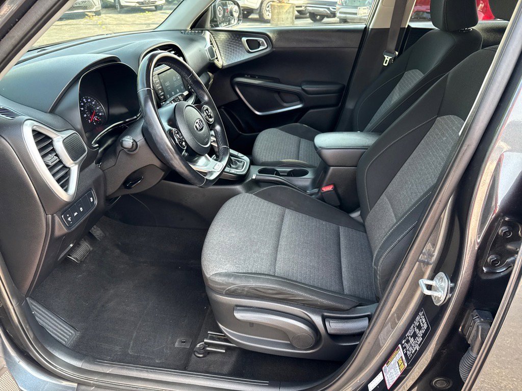 2020 Kia Soul GT-Line photo 5