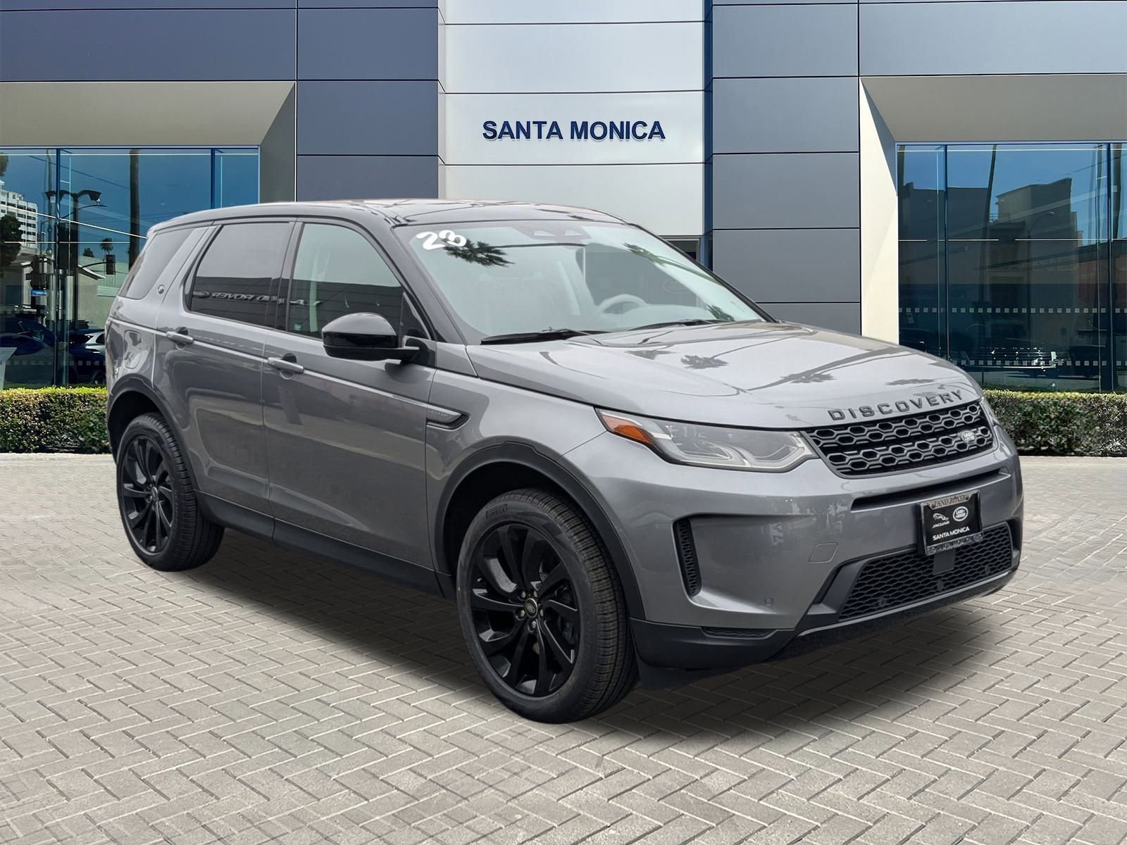 2023 Land Rover Discovery Sport SE photo 2