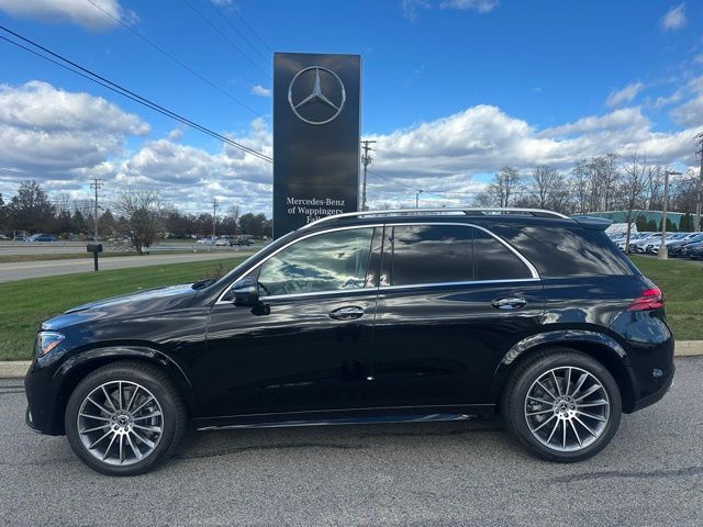 2026 Mercedes Benz GLE 580 4MATIC photo 2