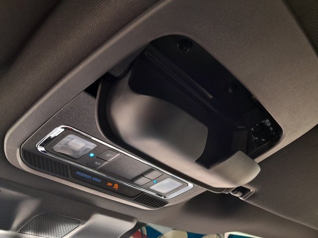 2025 Ford F-150 Lariat photo 31