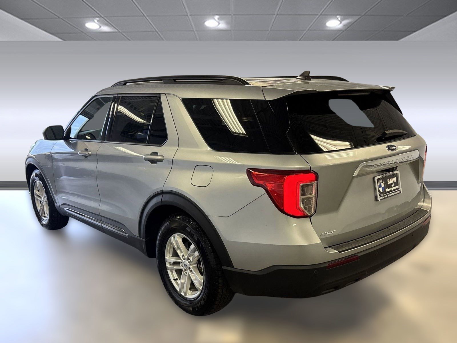 2022 Ford Explorer XLT photo 3