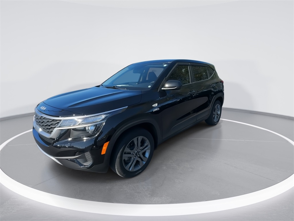 2022 Kia Seltos LX photo 4