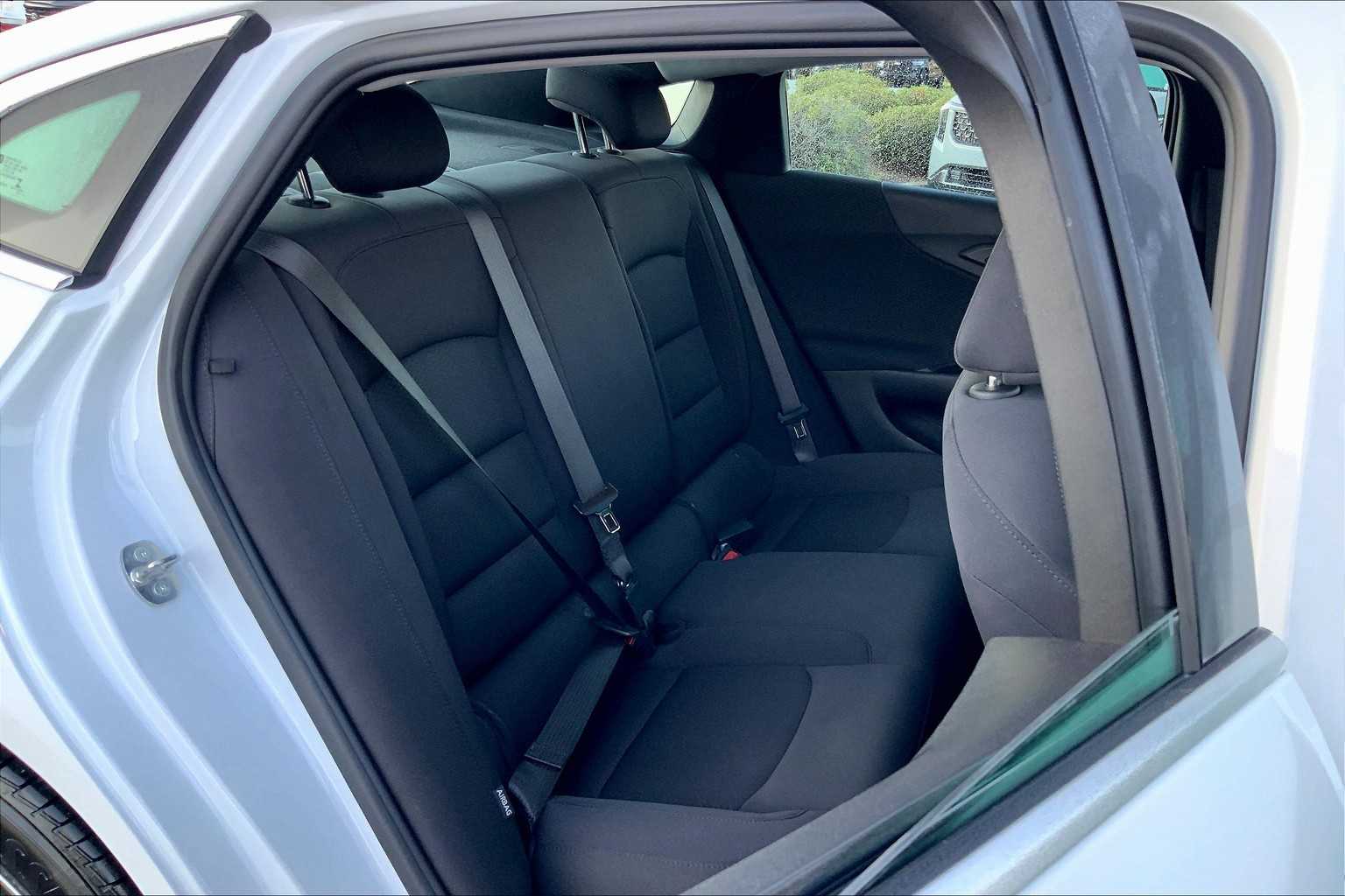 2022 Chevrolet Malibu LS photo 18