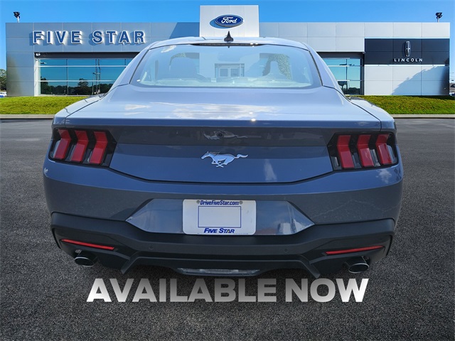 2025 Ford Mustang EcoBoost photo 6