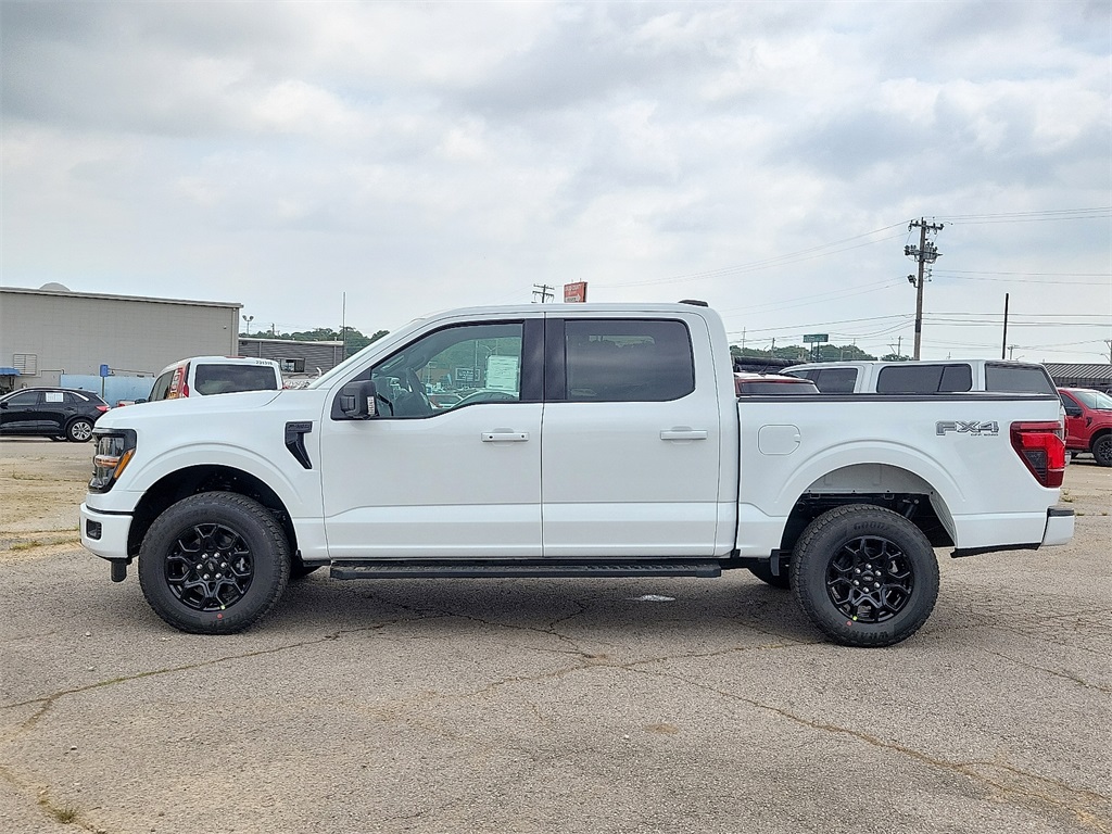 2025 Ford F-150 XLT photo 2