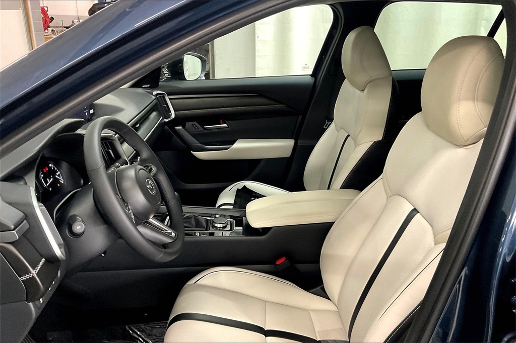 2026 MAZDA CX-50 - Image 8