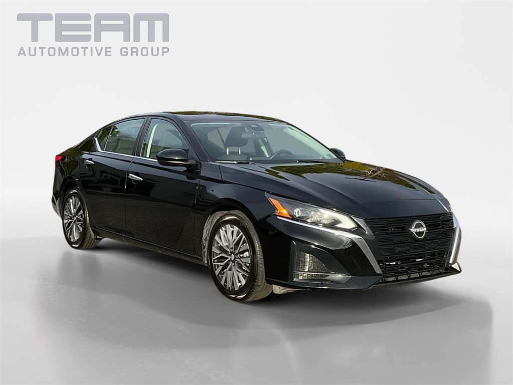 2023 Nissan Altima SV