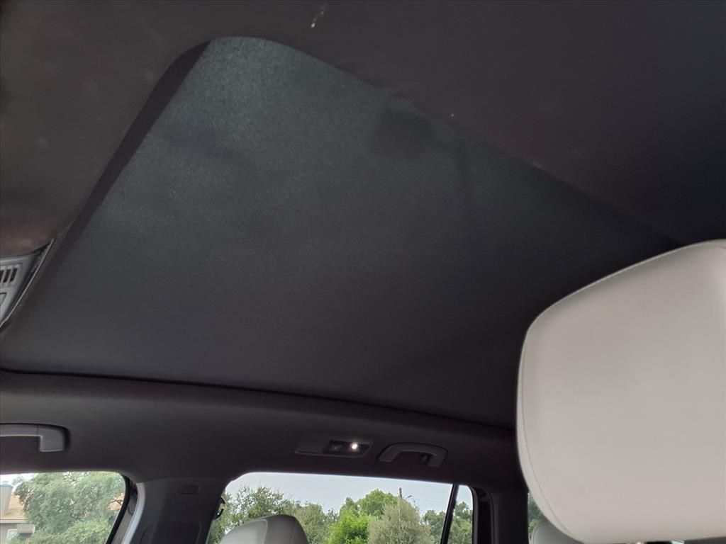 2022 Volkswagen Tiguan SE R-Line Black photo 15