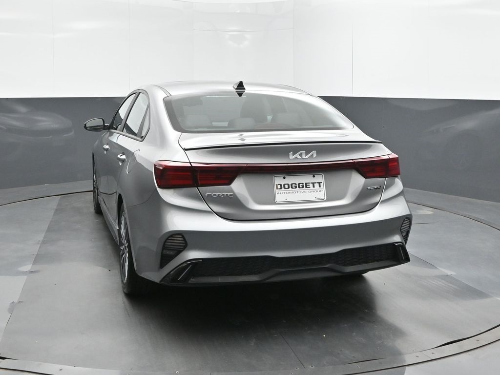 2023 Kia Forte GT-Line photo 4