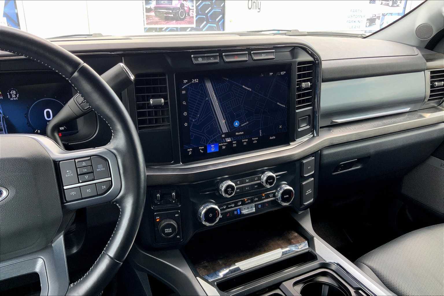 2023 Ford F-250 photo 12