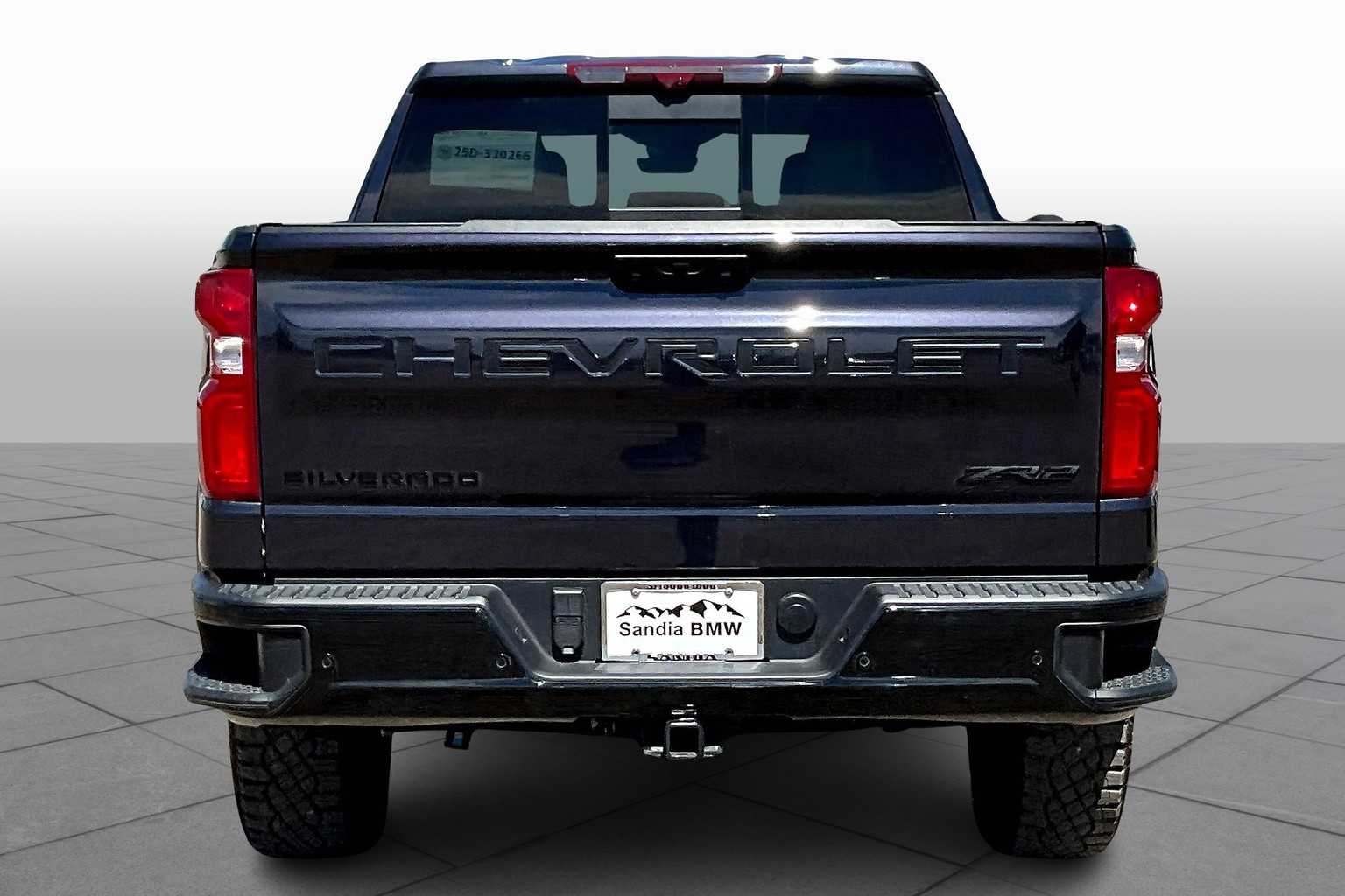 2024 Chevrolet Silverado 1500 ZR2 photo 4