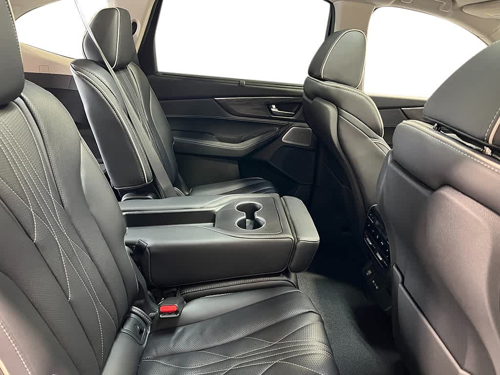 2026 Acura MDX SH-AWD Advance photo 31