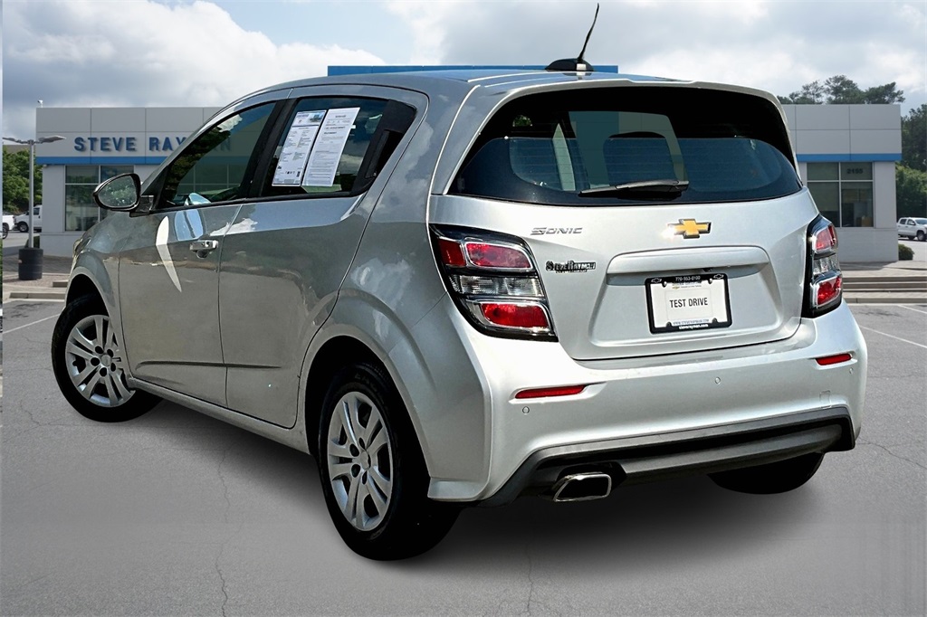2020 Chevrolet Sonic LT photo 4