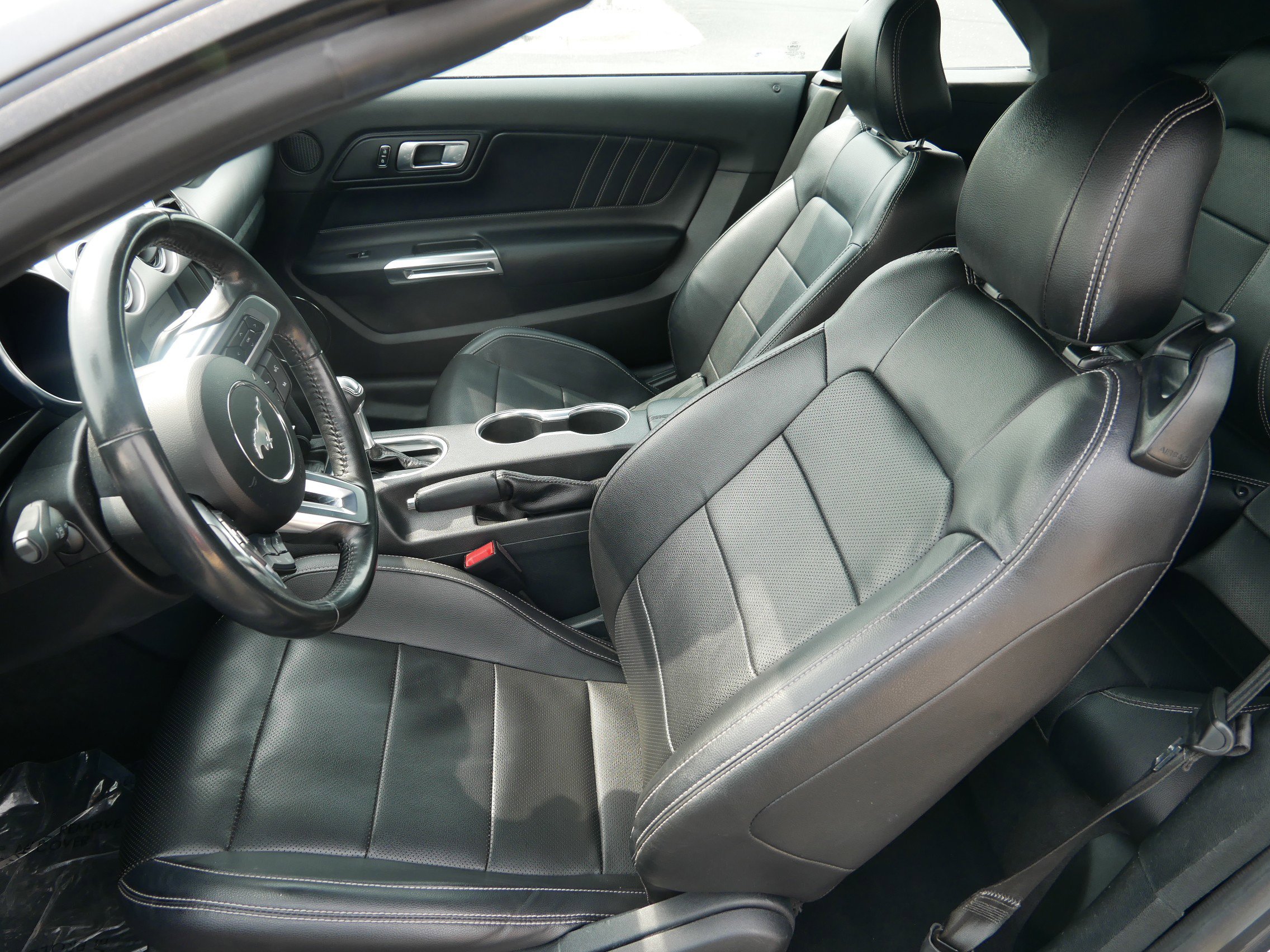 2023 Ford Mustang EcoBoost Premium photo 11