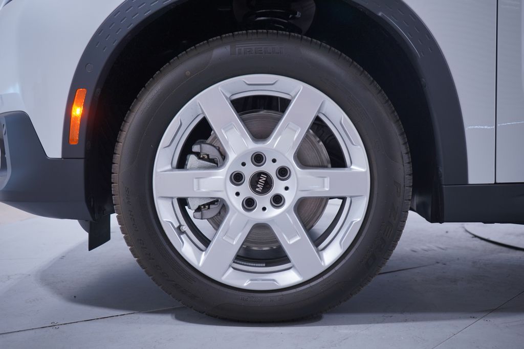 Used 2025 MINI Countryman SE with VIN WMZ53GA00S7R62653 for sale in Ontario, CA
