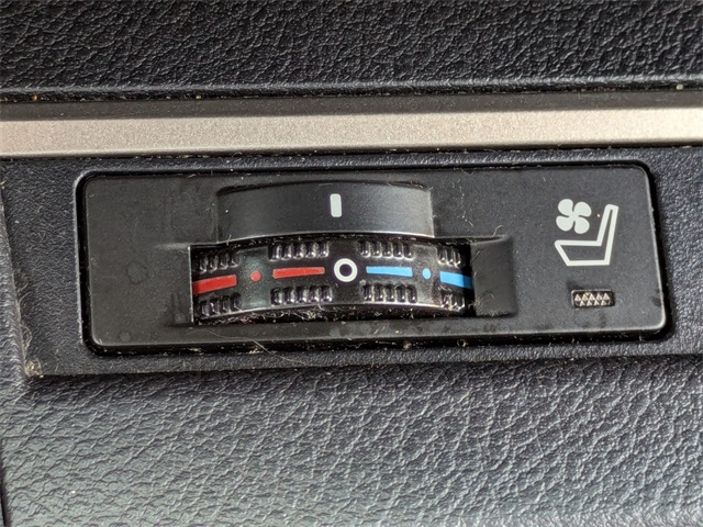 2014 Lexus ES 350 photo 20