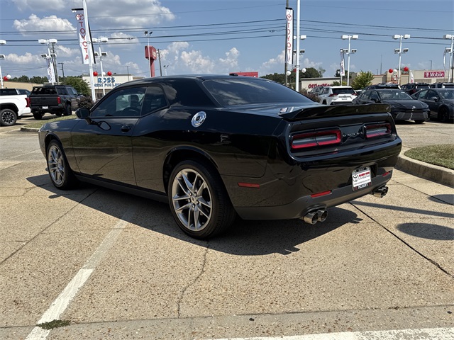 2022 Dodge Challenger GT photo 5
