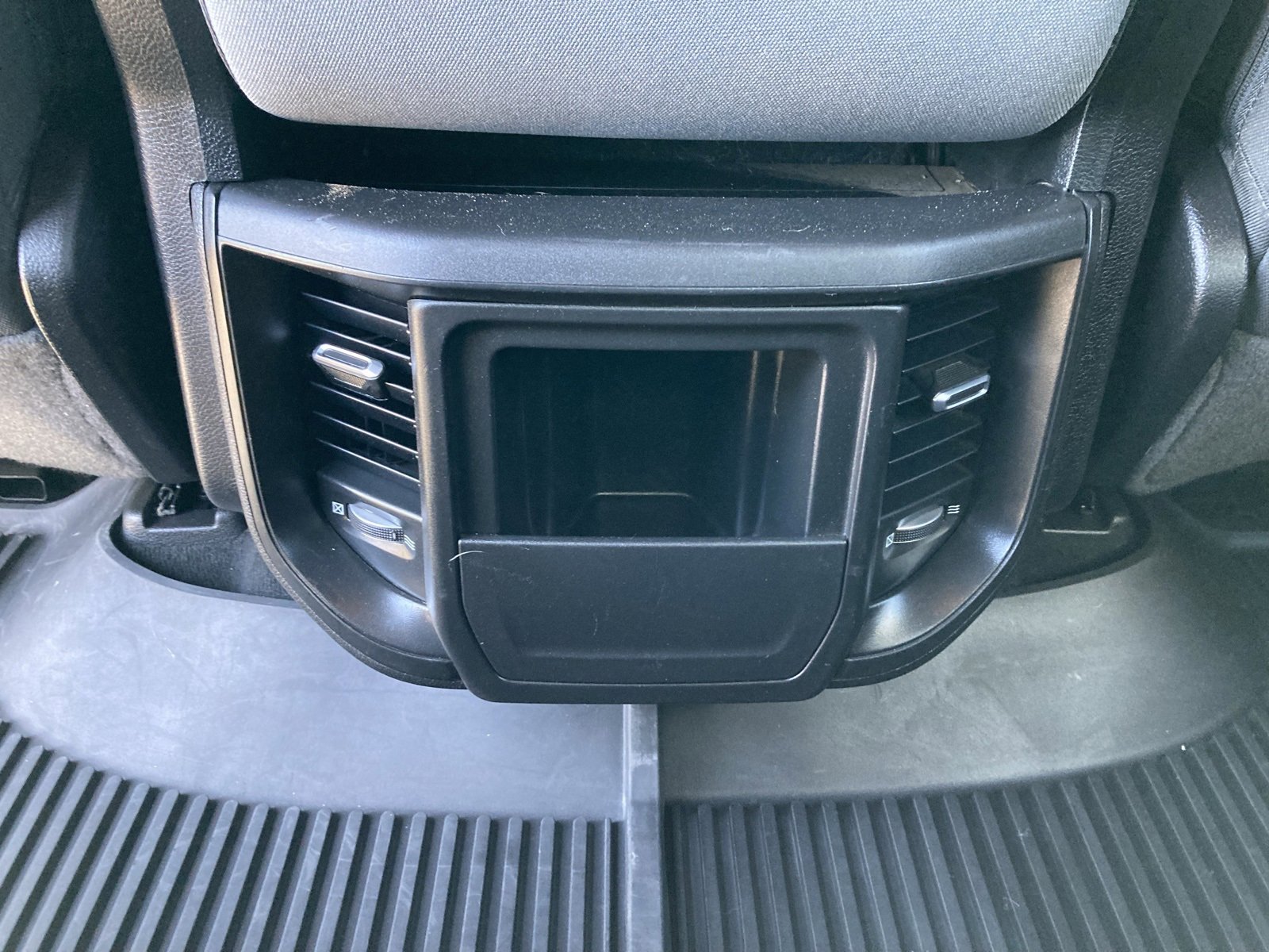 2021 Ram 1500 photo 34