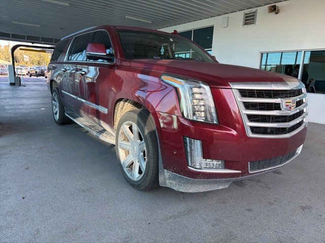 2017 Cadillac Escalade ESV Luxury's photo