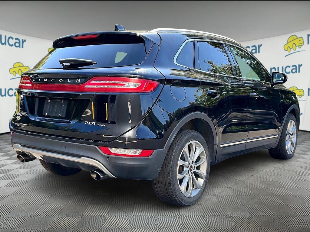 2017 Lincoln MKC Select photo 2