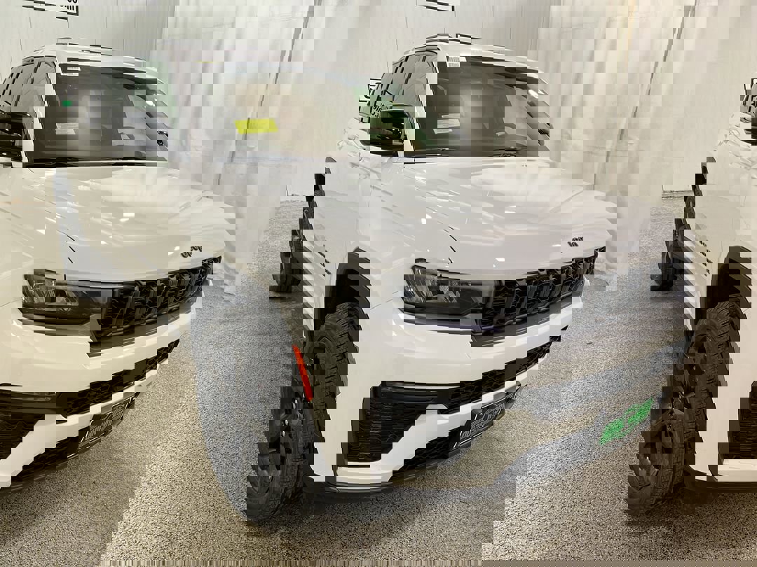 2026 Jeep Grand Cherokee Limited's photo