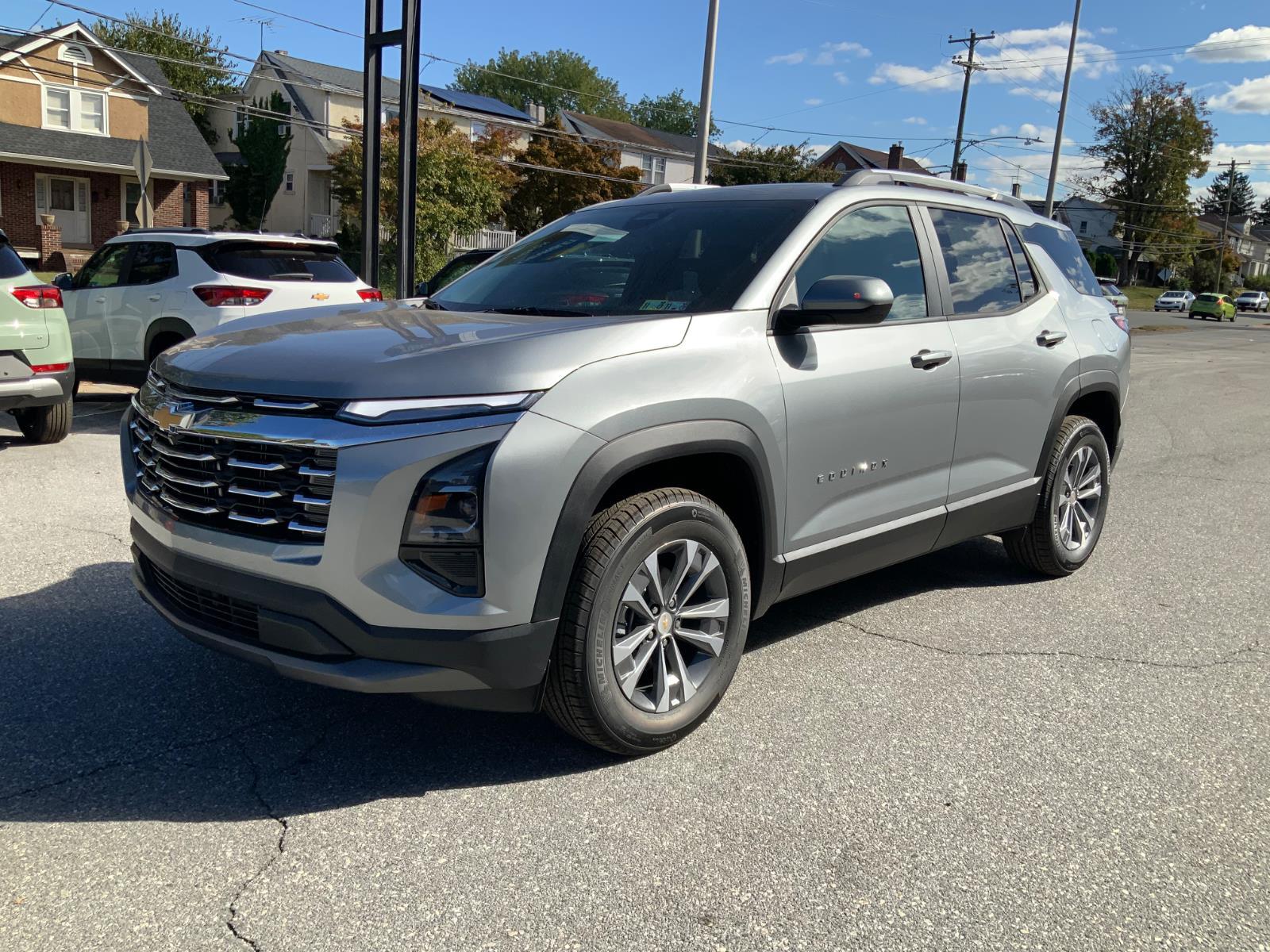 2026 Chevrolet Equinox LT photo 3
