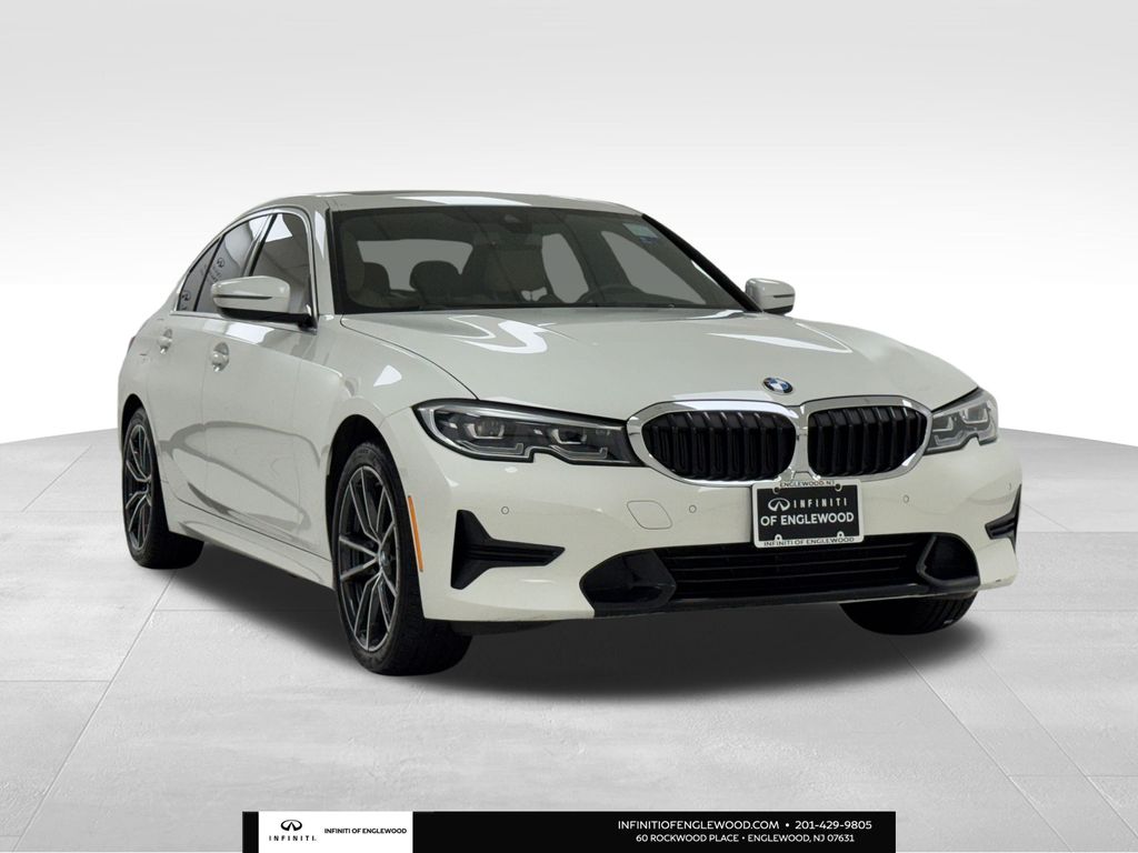 2021 Bmw 330i xDrive photo 2