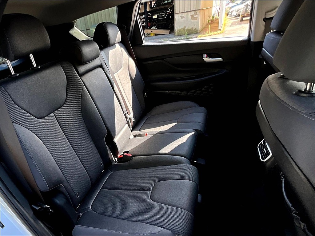 2022 Hyundai Santa Fe SEL photo 12
