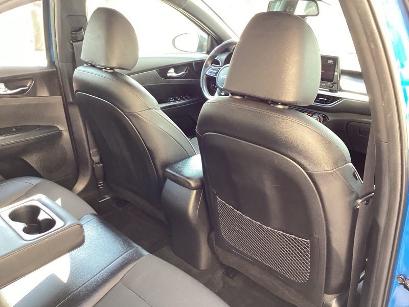 2022 Kia Forte GT-Line photo 13