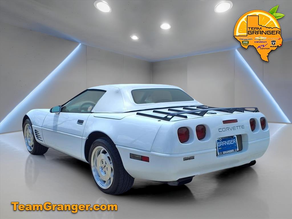 1995 Chevrolet Corvette Base photo 4