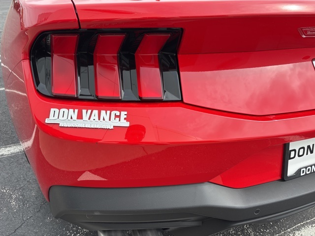 2025 Ford Mustang GT Premium photo 32